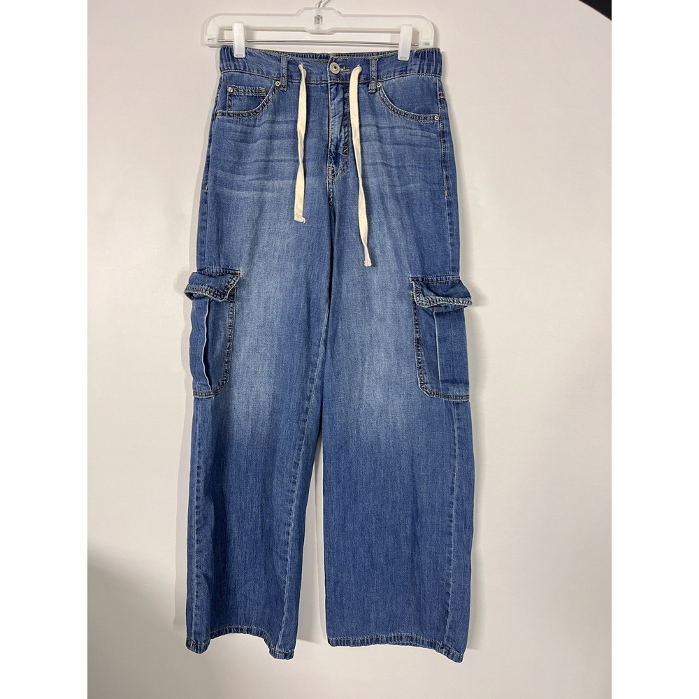 High-Rise Wide Leg Cargo Jeans - Blue